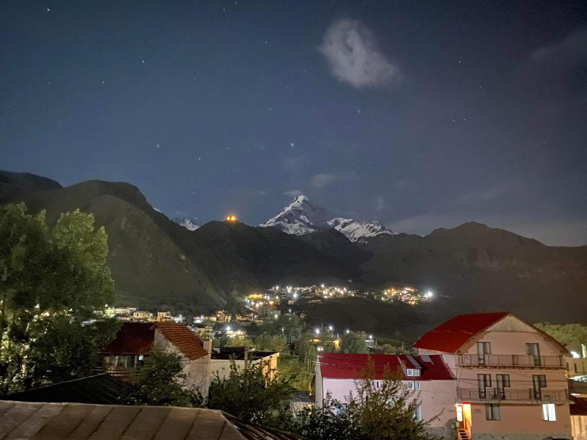 Four Season In Kazbegi Otel Oda fotoğraf