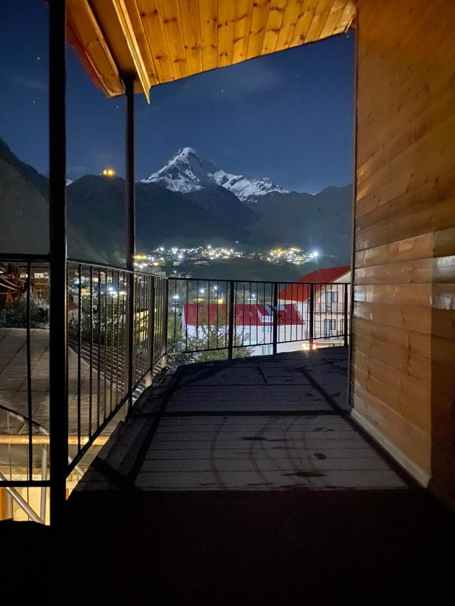 Four Season In Kazbegi Otel Oda fotoğraf